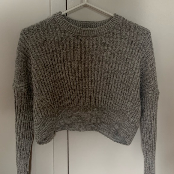 Urban outfitters sweater - Picture 2 of 3